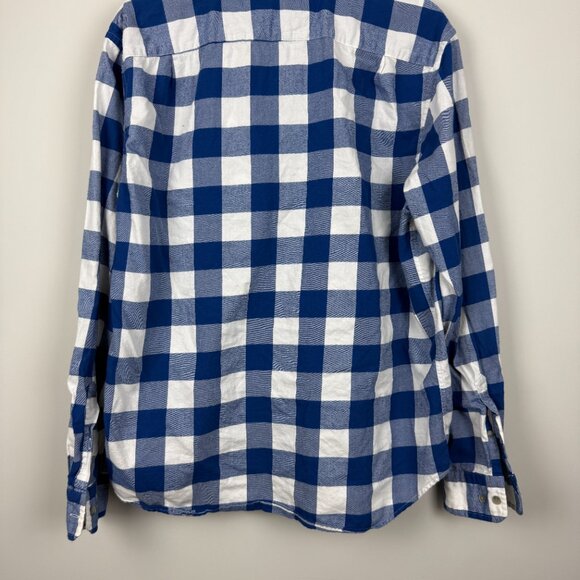 Men's Nautica Classic Fit Button Up shirt, Size XL - Picture 4 of 4